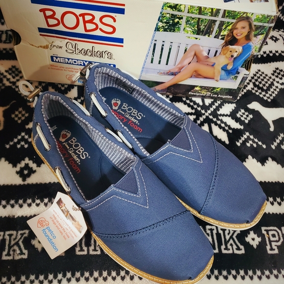 bobs slip resistant shoes